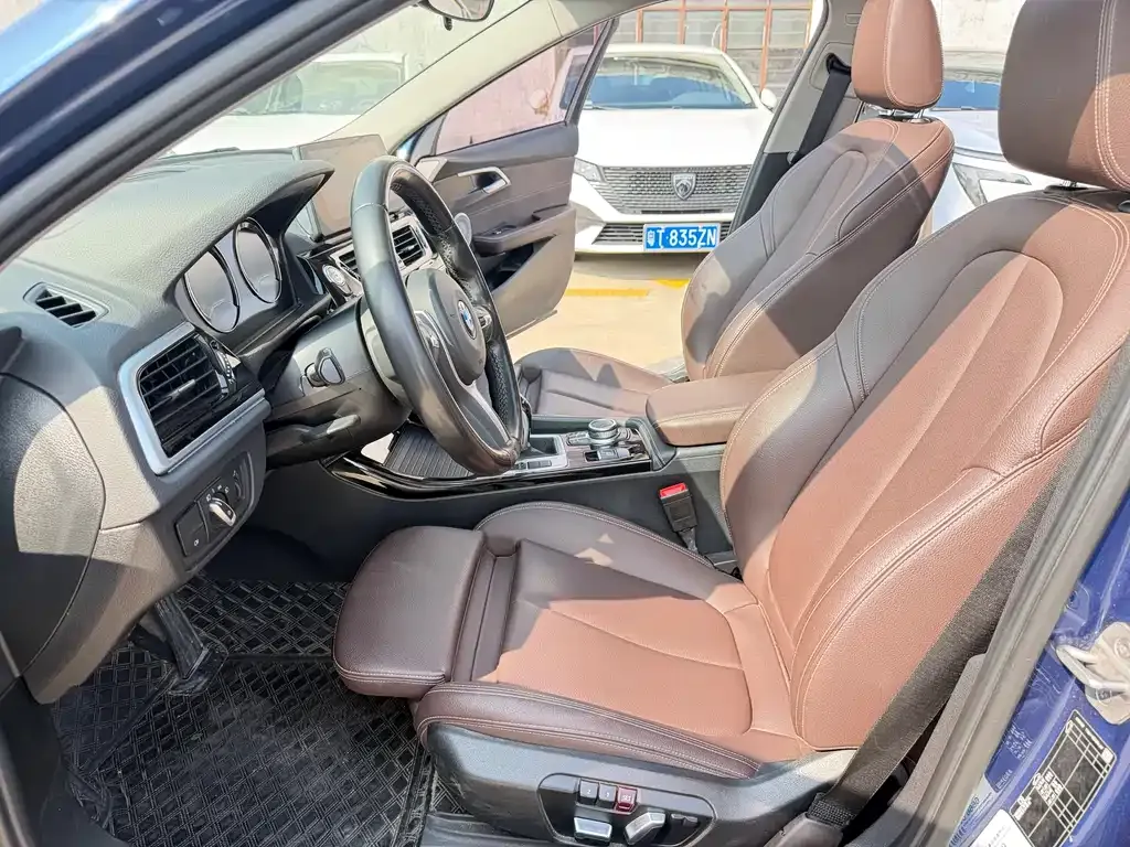 BMW 1 Series — фото 10