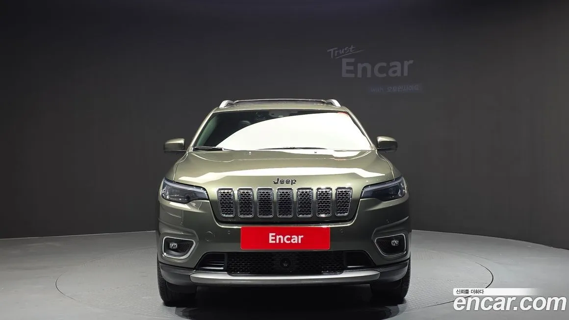 Jeep Cherokee — фото 3