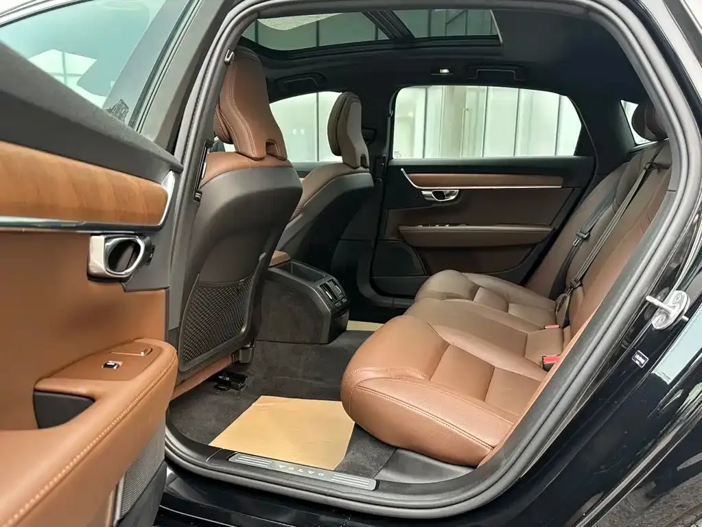 Volvo S90 — фото 2