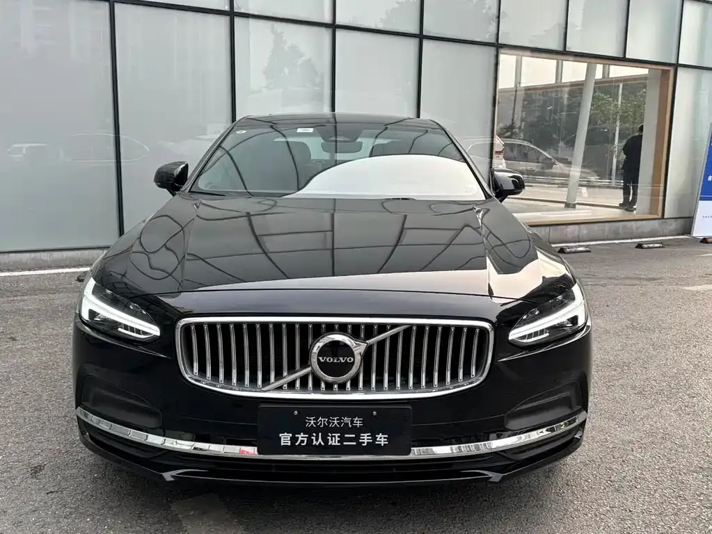 Volvo S90 — фото 9