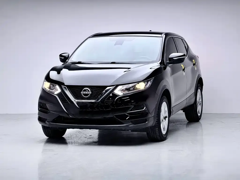 Nissan Qashqai — фото 1