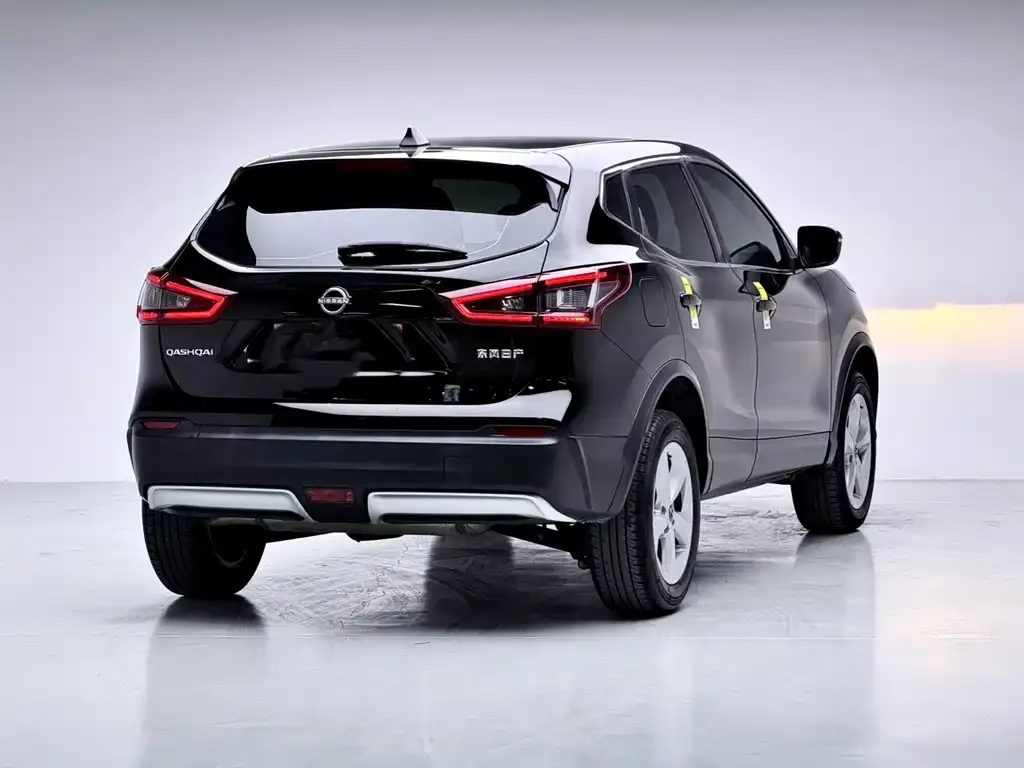 Nissan Qashqai — фото 4