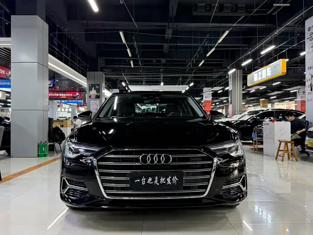 Audi A6L — фото 10
