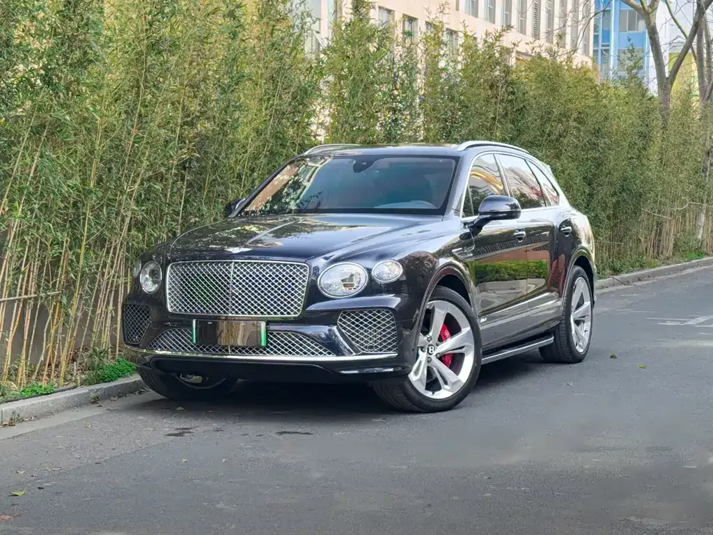Bentley Bentayga PHEV — фото 1