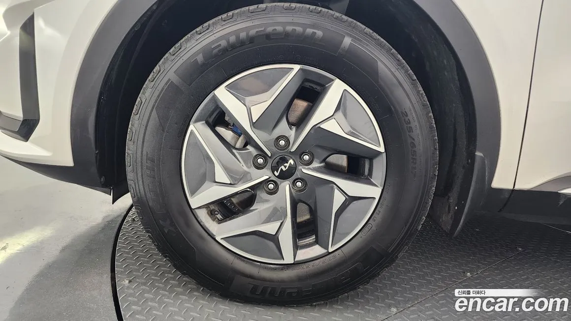 Kia Sorento — фото 6