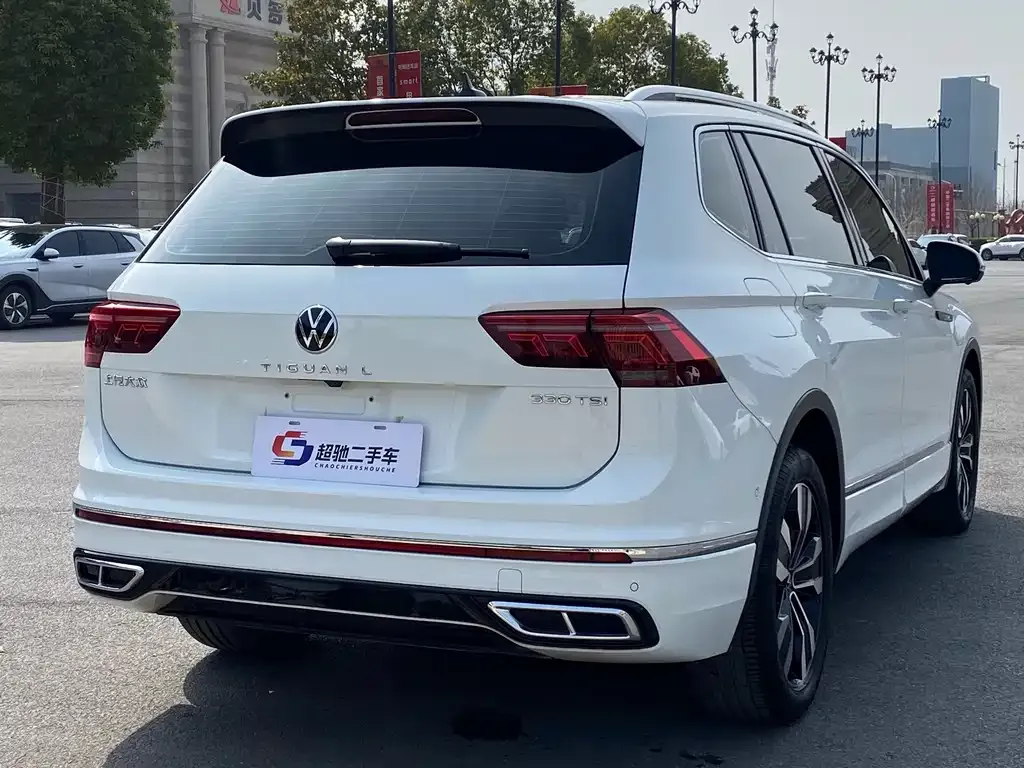Volkswagen Tiguan L — фото 2