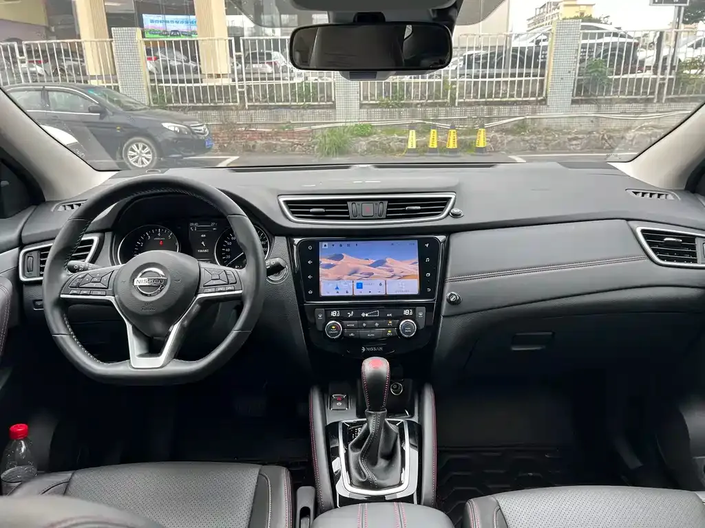 Nissan Qashqai — фото 5