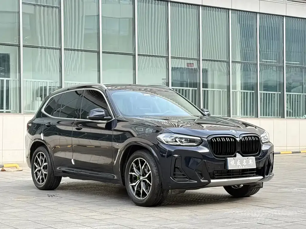 BMW X3 — фото 8