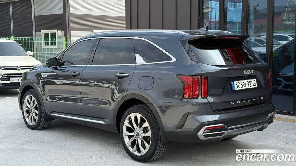 Kia Sorento — фото 10