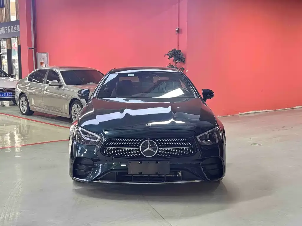 Mercedes-Benz E-Class (Import) — фото 3