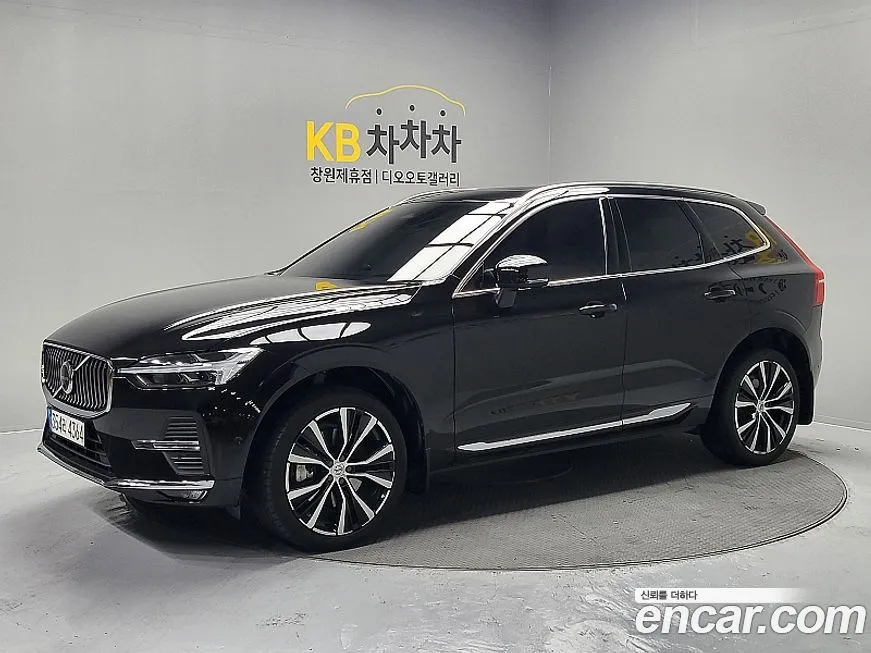 Volvo XC60 — фото 1