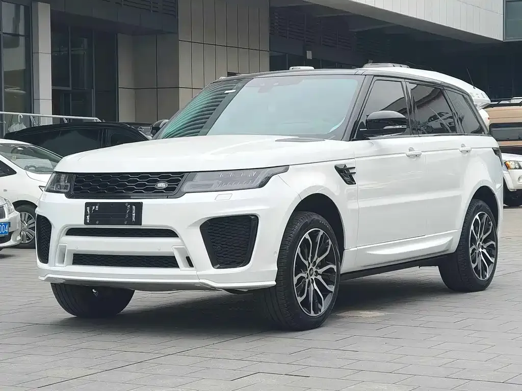 Land Rover Sport — фото 1