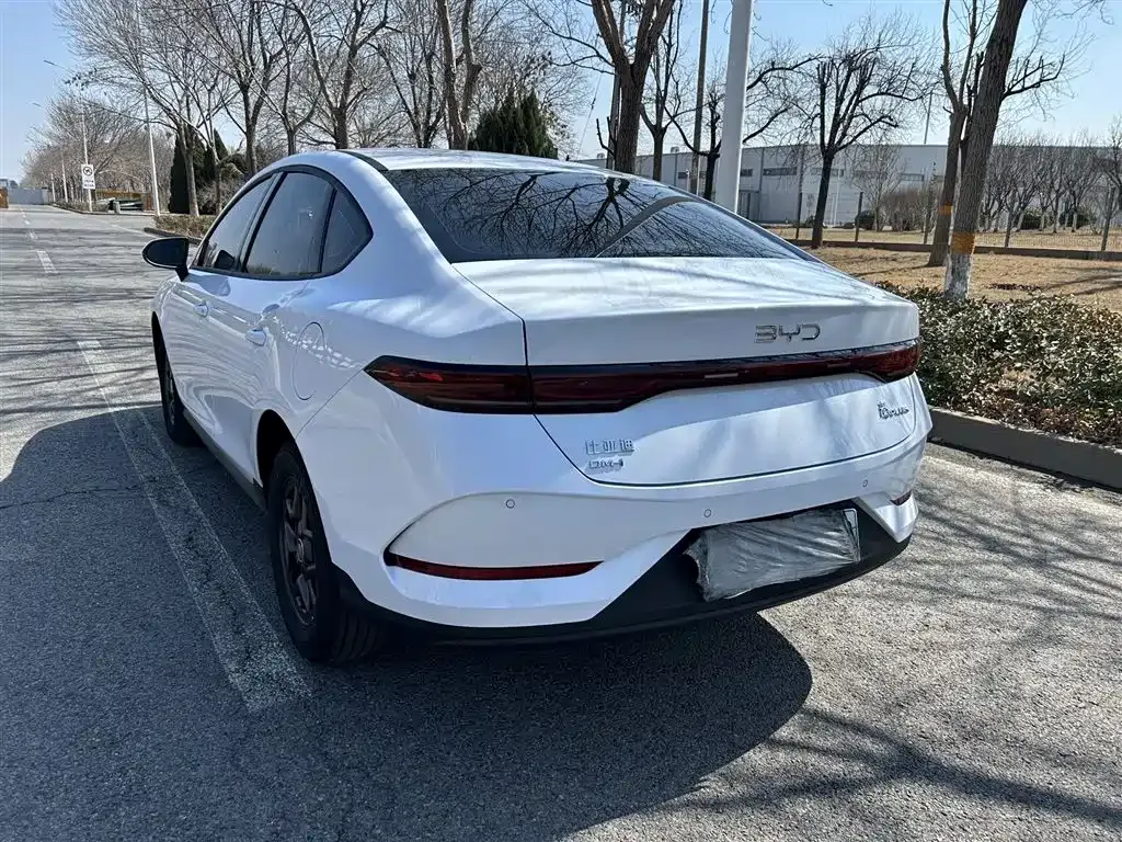 BYD Qin PLUS — фото 7