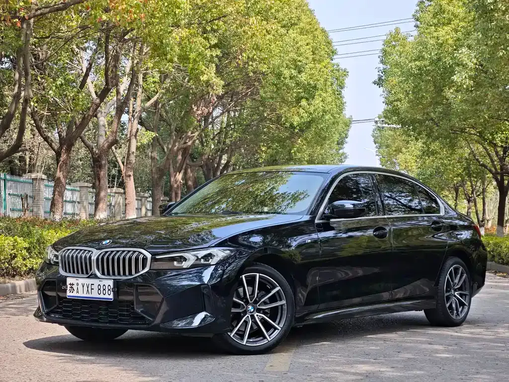 BMW 3 Series — фото 1