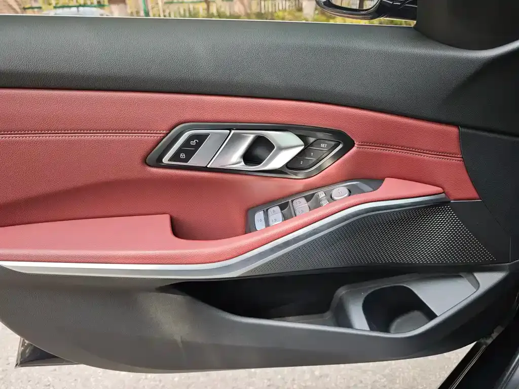 BMW 3 Series — фото 10