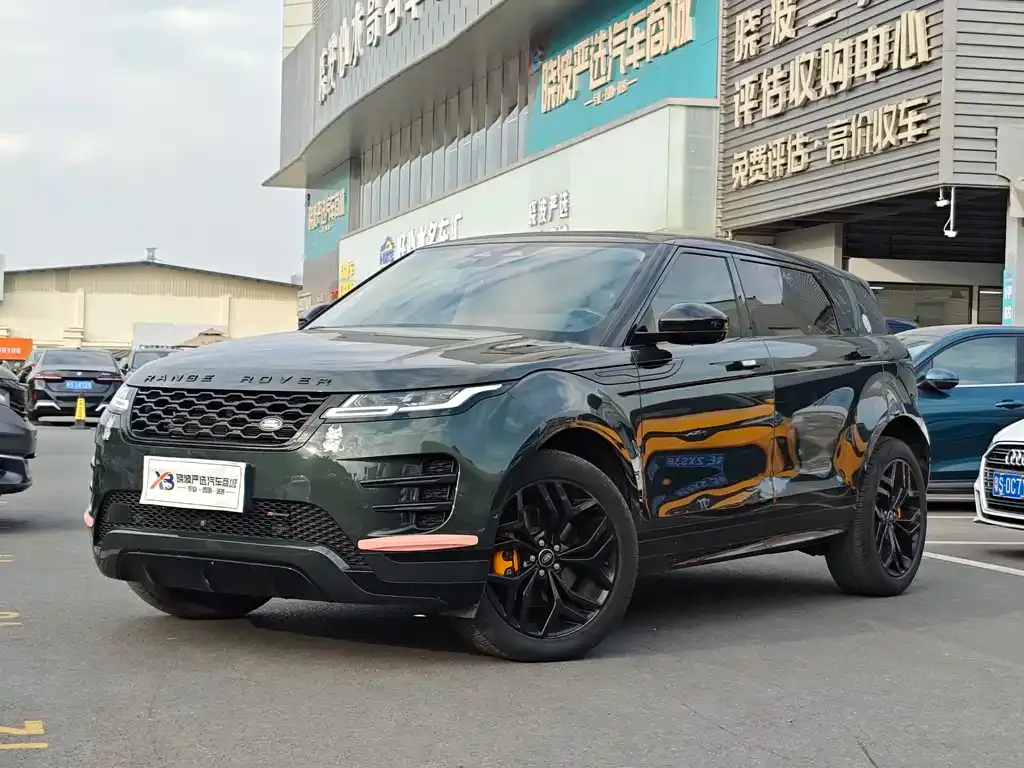 Land Rover Evoque — фото 1