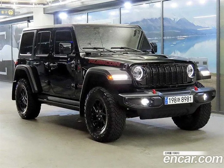 Jeep Wrangler — фото 1