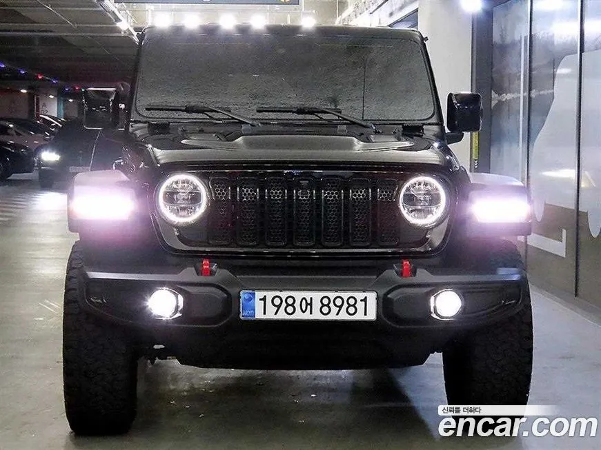 Jeep Wrangler — фото 10