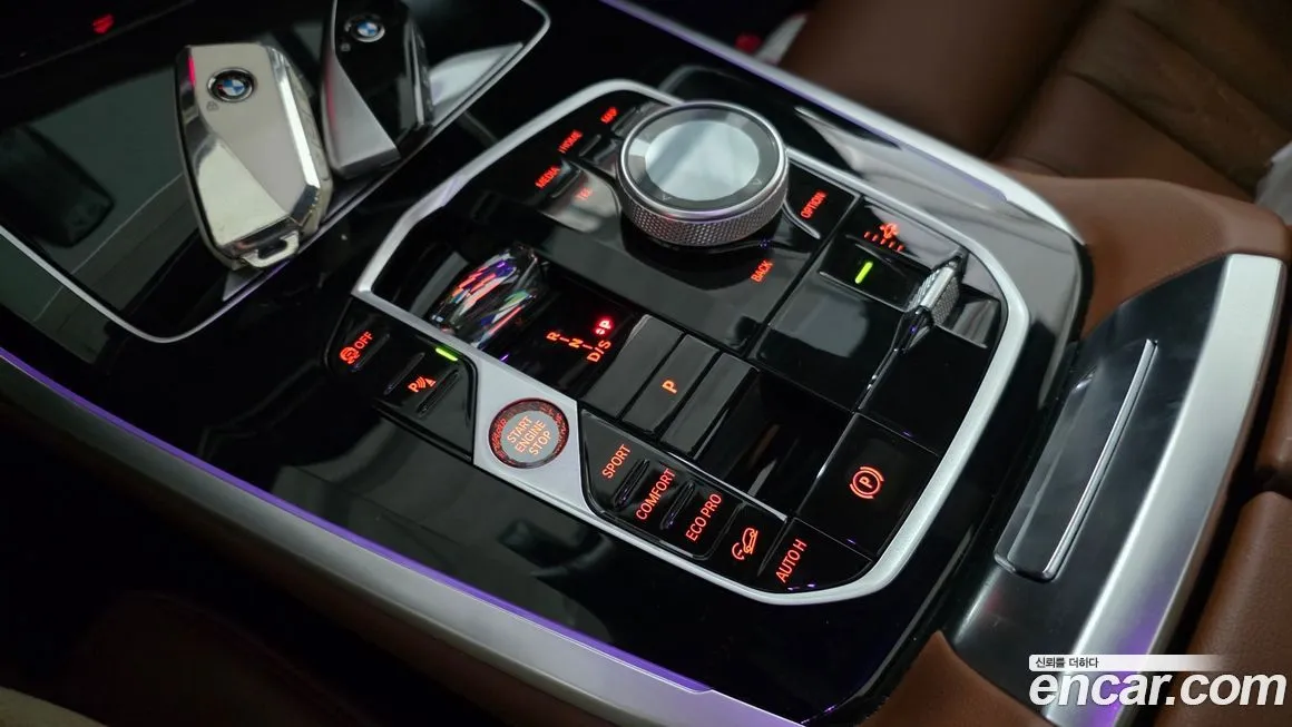 BMW X7 — фото 9