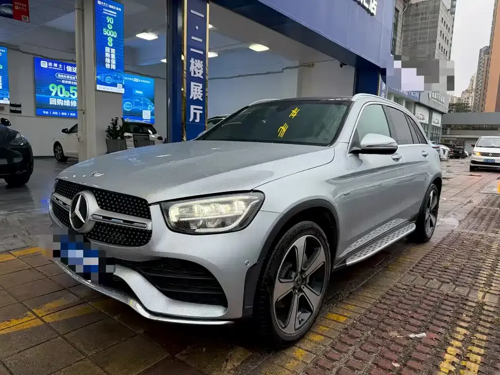 Mercedes-Benz GLC — фото 1