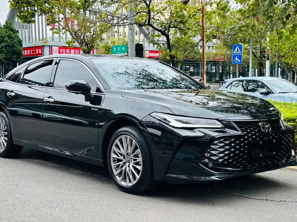 Toyota Avalon — фото 7