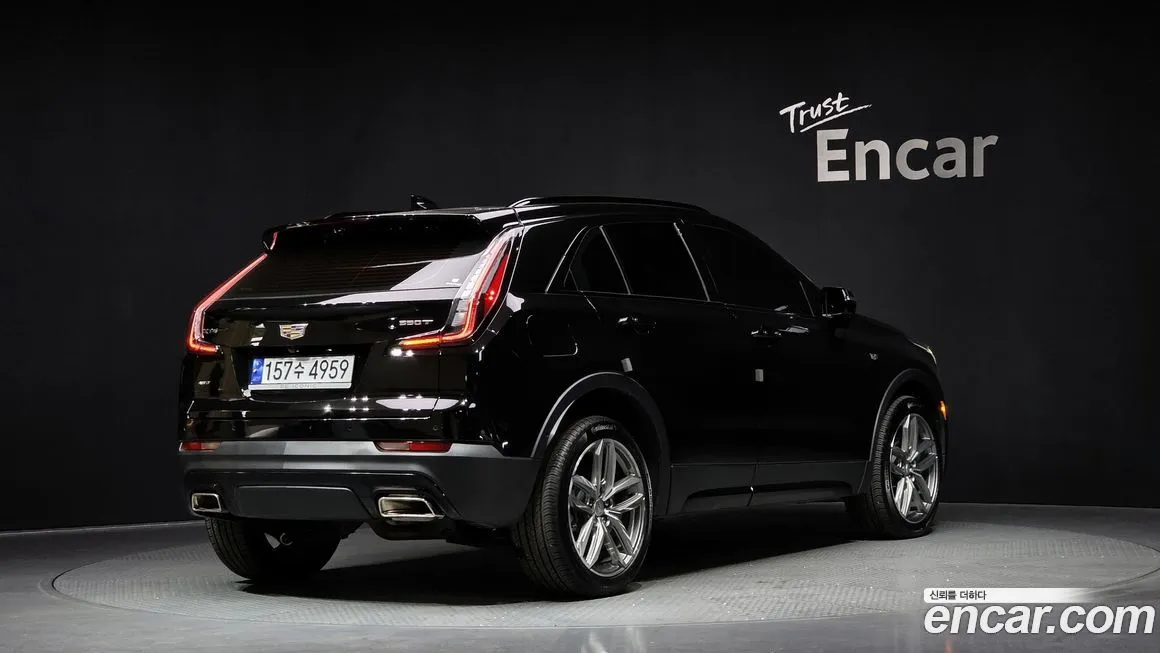 Cadillac XT4 — фото 2