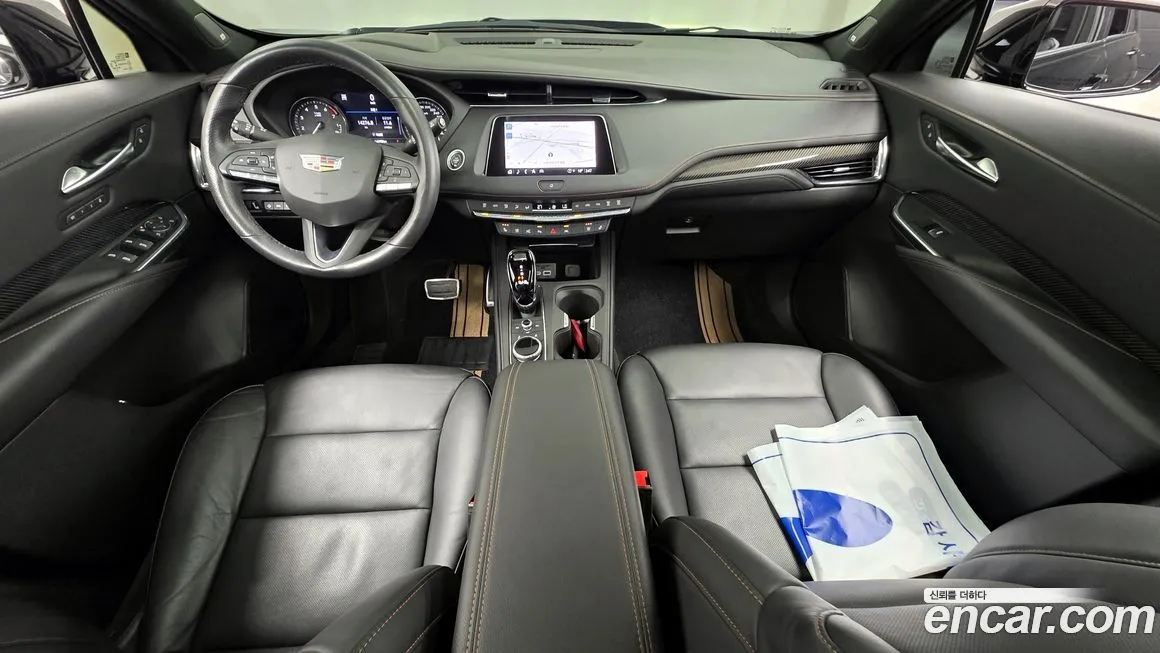 Cadillac XT4 — фото 4