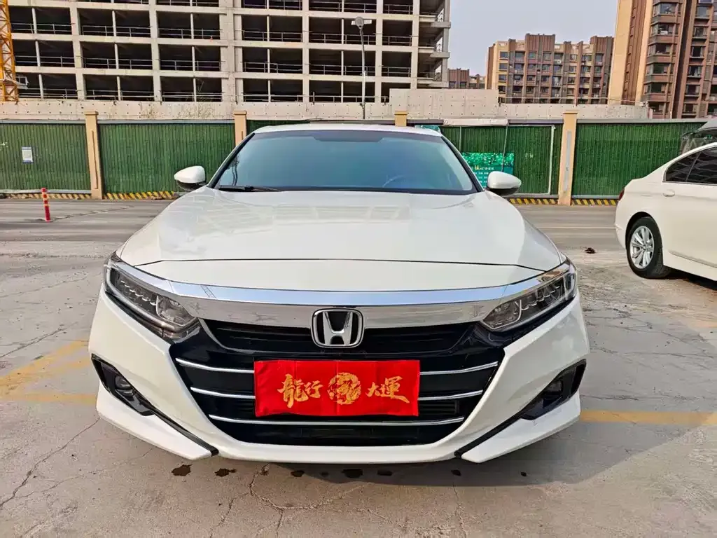 Honda Accord — фото 9