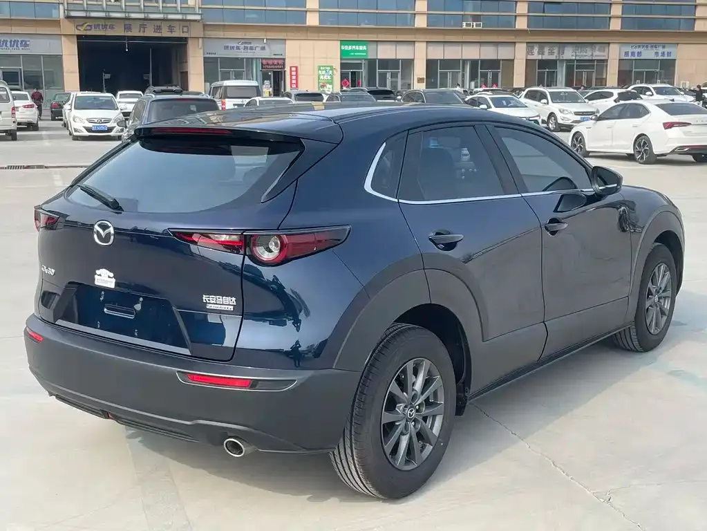 Mazda CX-30 — фото 10