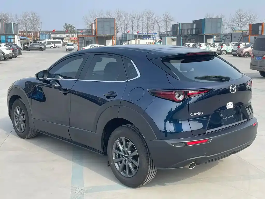 Mazda CX-30 — фото 8