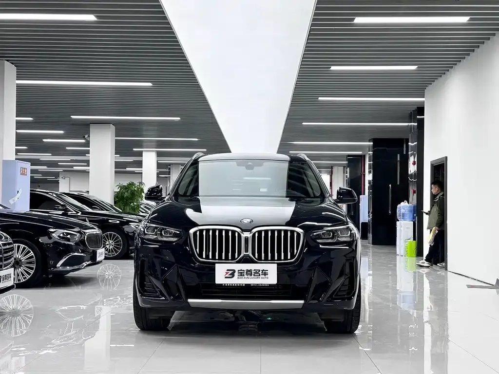 BMW X3 — фото 10