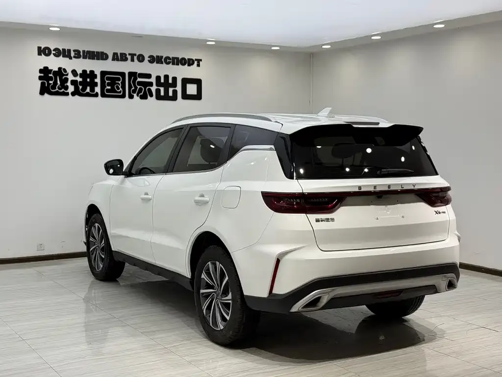 Geely Vision X6 — фото 5