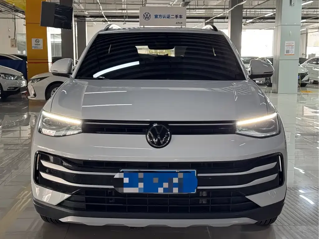 Volkswagen Tharu — фото 3