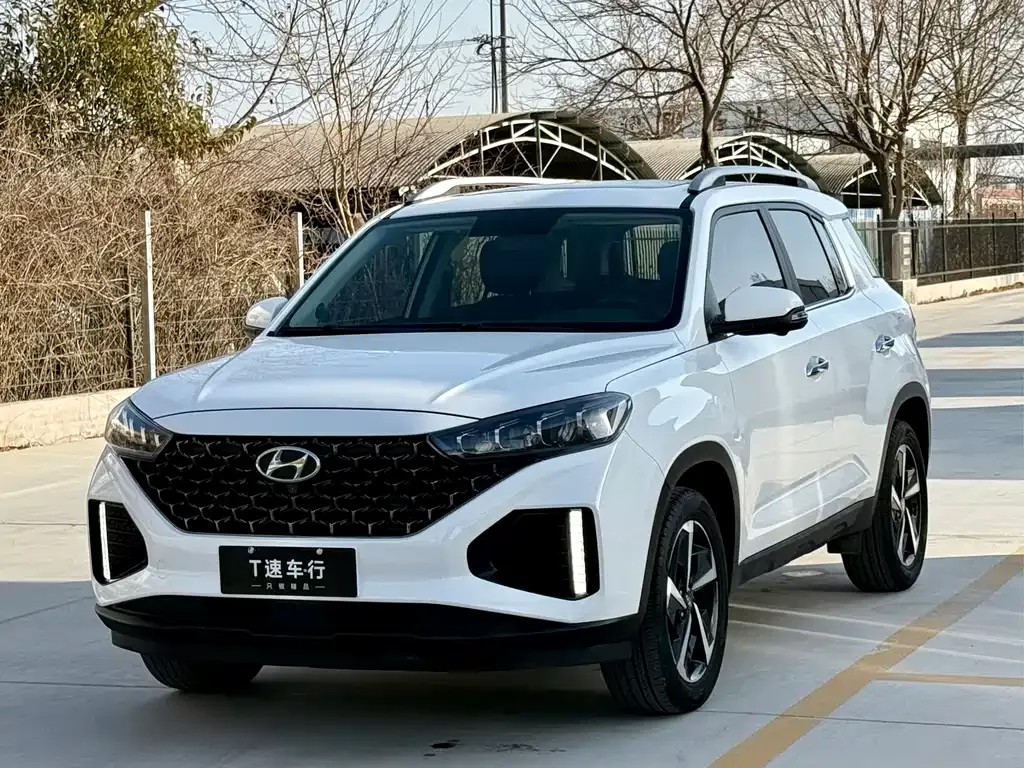 Hyundai ix35 — фото 1