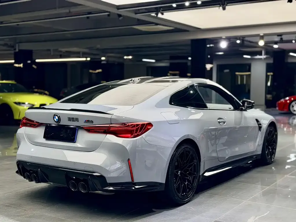 BMW M4 — фото 2