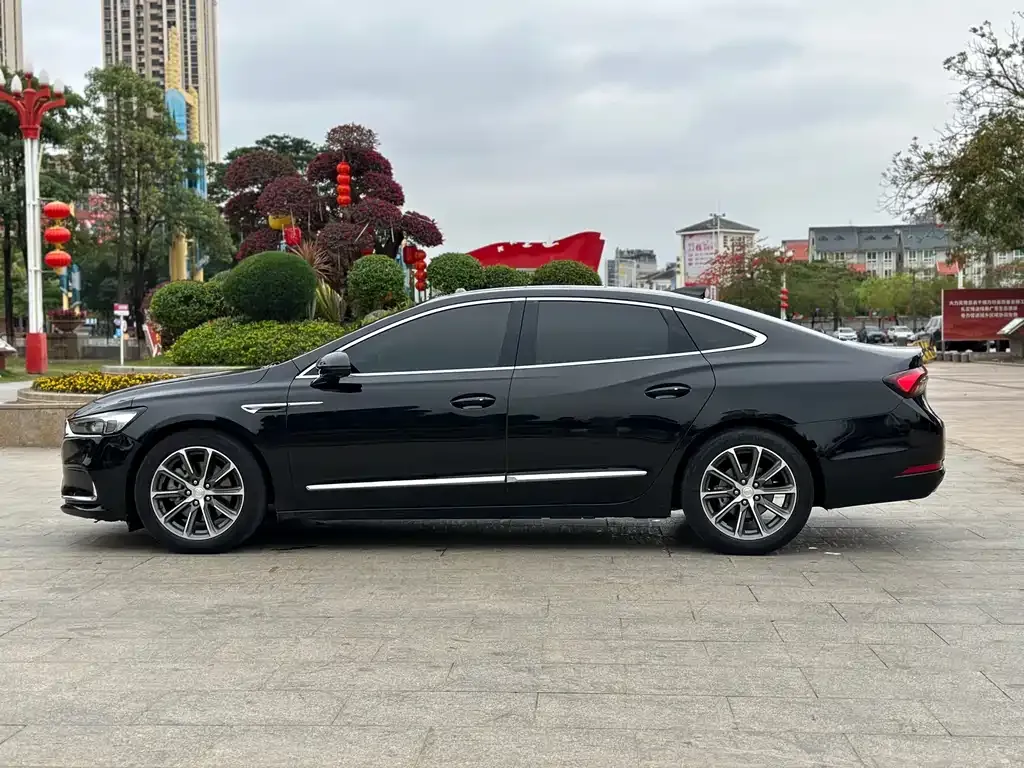 Buick LaCrosse — фото 3