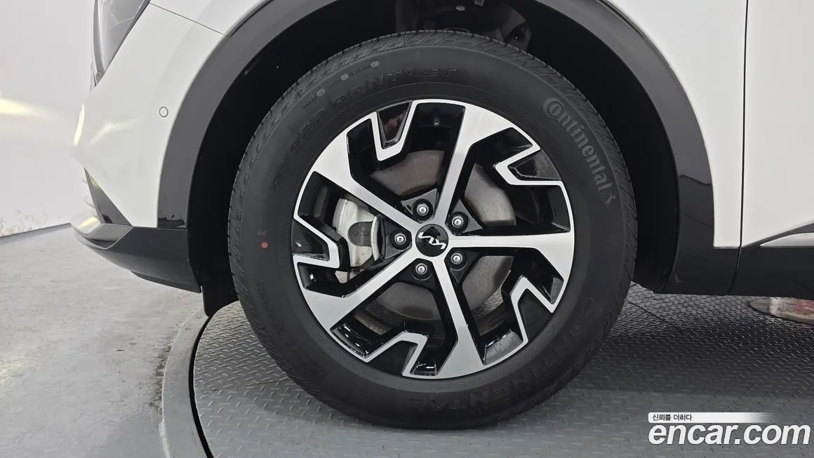 Kia Sportage — фото 7