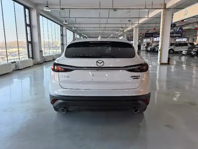 Mazda CX-4 — фото 3