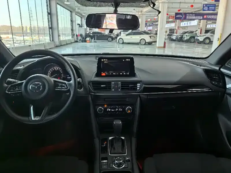 Mazda CX-4 — фото 9
