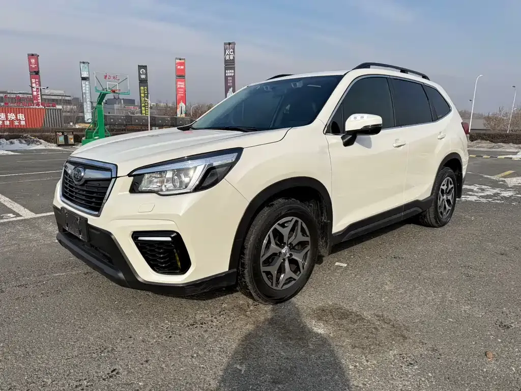 Subaru Forester — фото 10