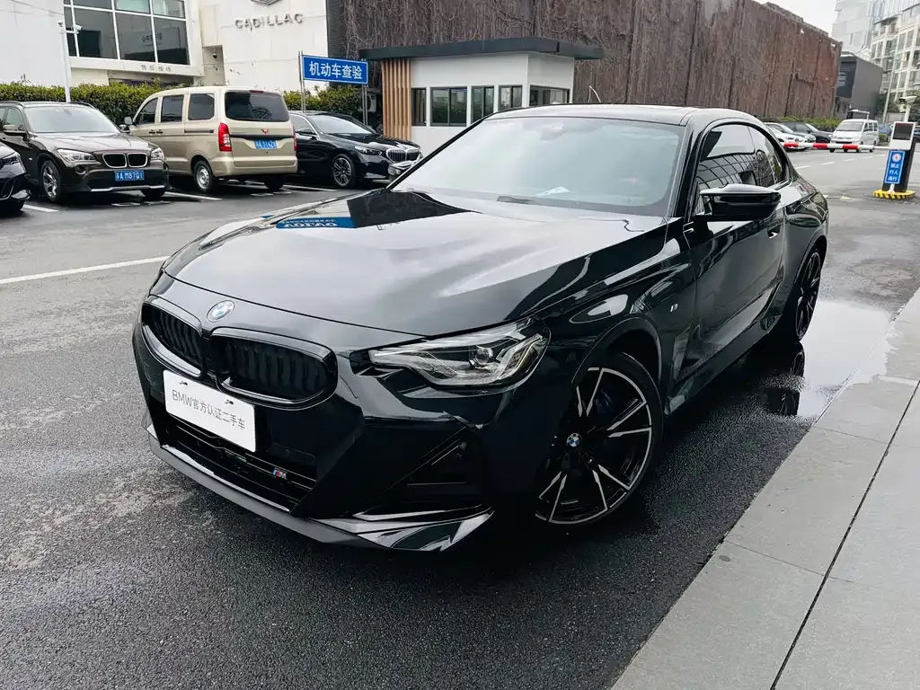 BMW M240i — фото 1