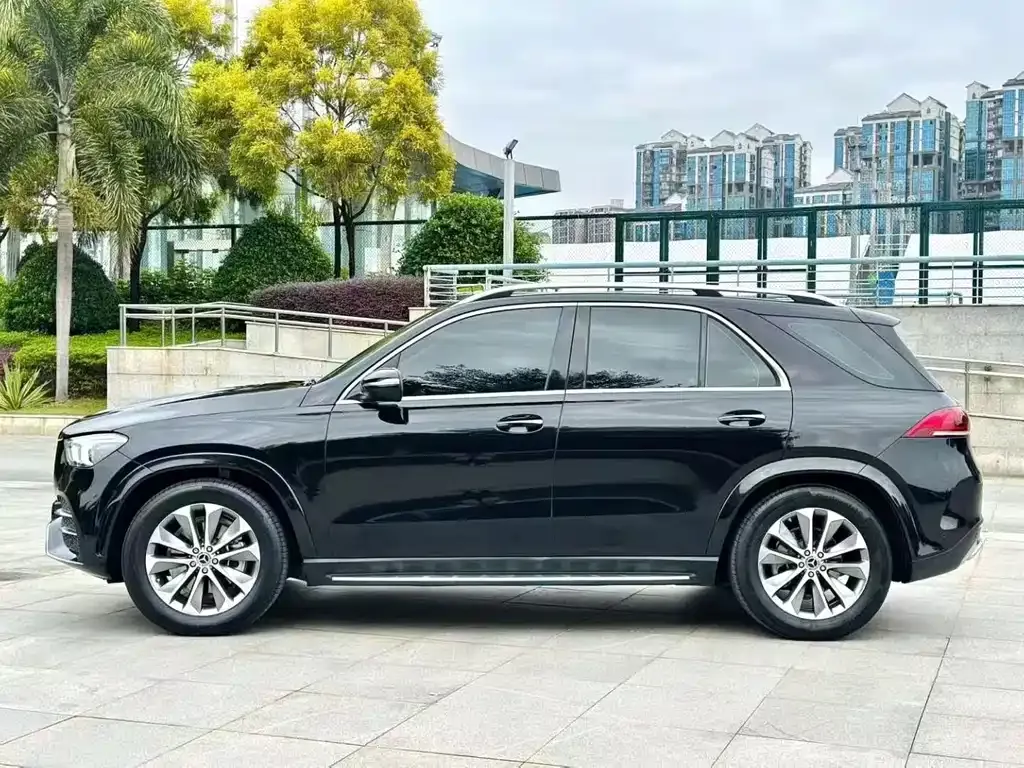 Mercedes-Benz GLE — фото 8