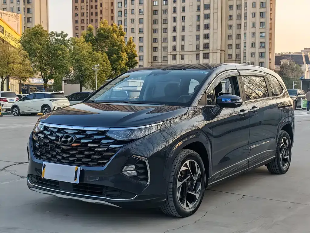 Hyundai Custo — фото 1