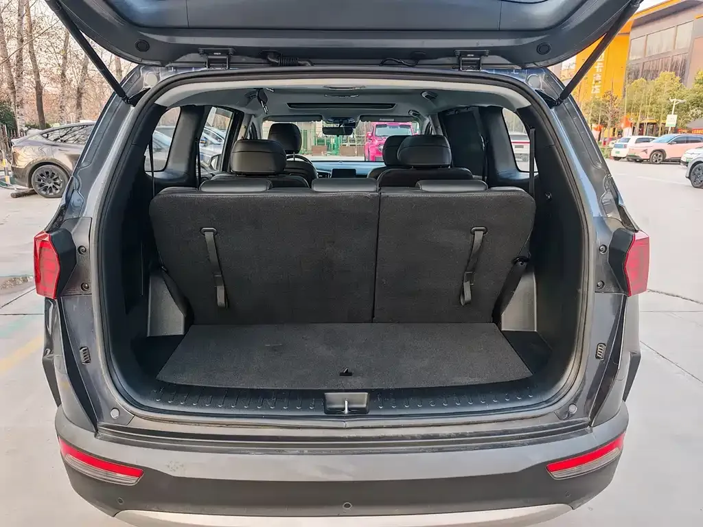 Hyundai Custo — фото 3