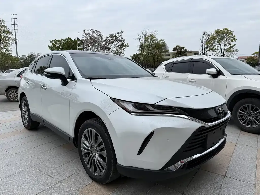 Toyota Harrier — фото 5