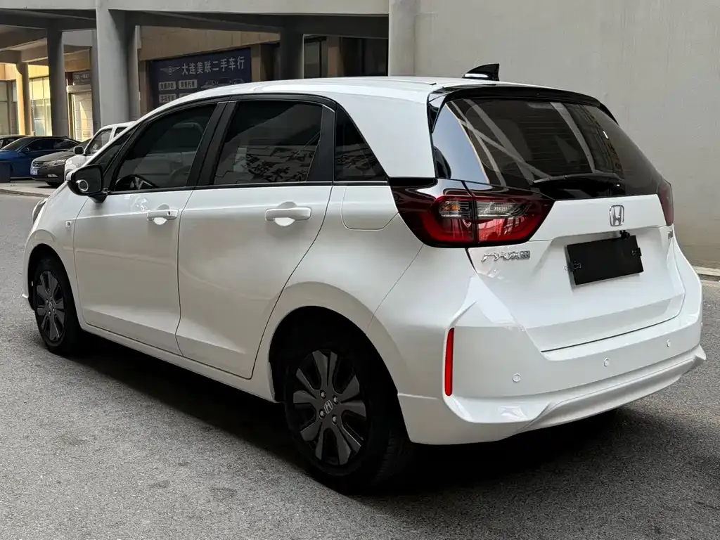 Honda Fit — фото 2
