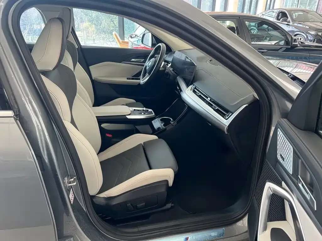 BMW X2 (Import) — фото 6