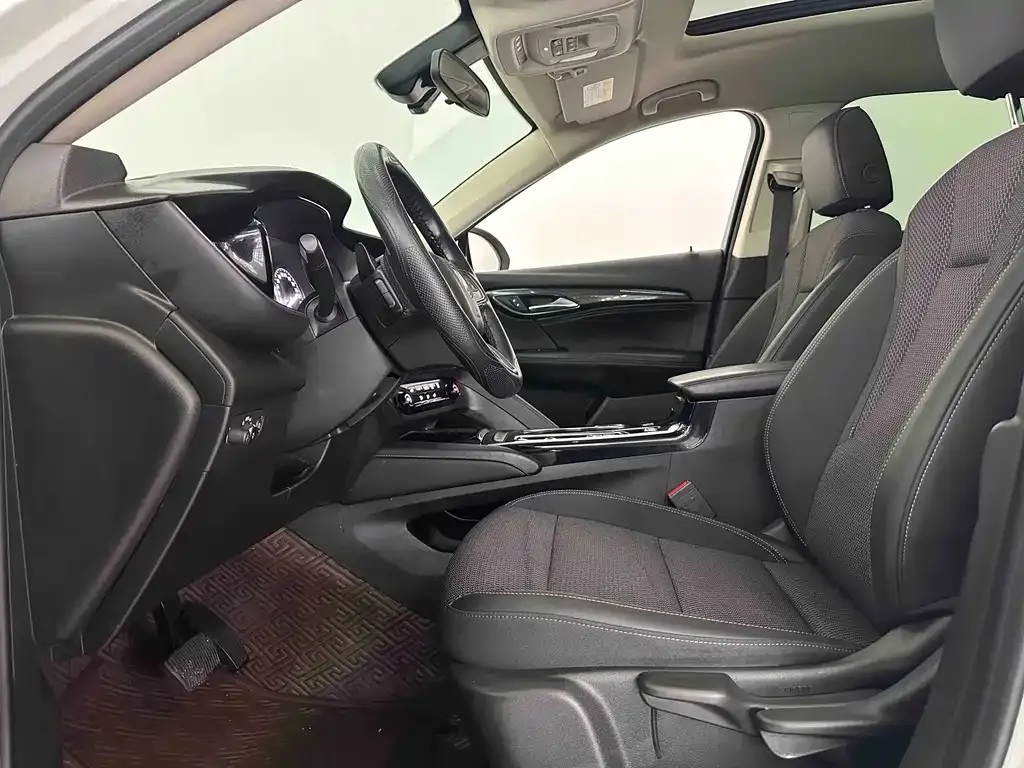 Buick Envision Plus — фото 10
