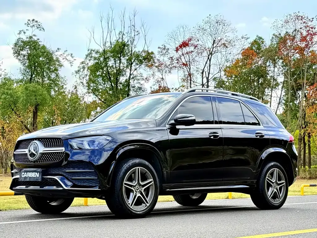 Mercedes-Benz GLE — фото 1
