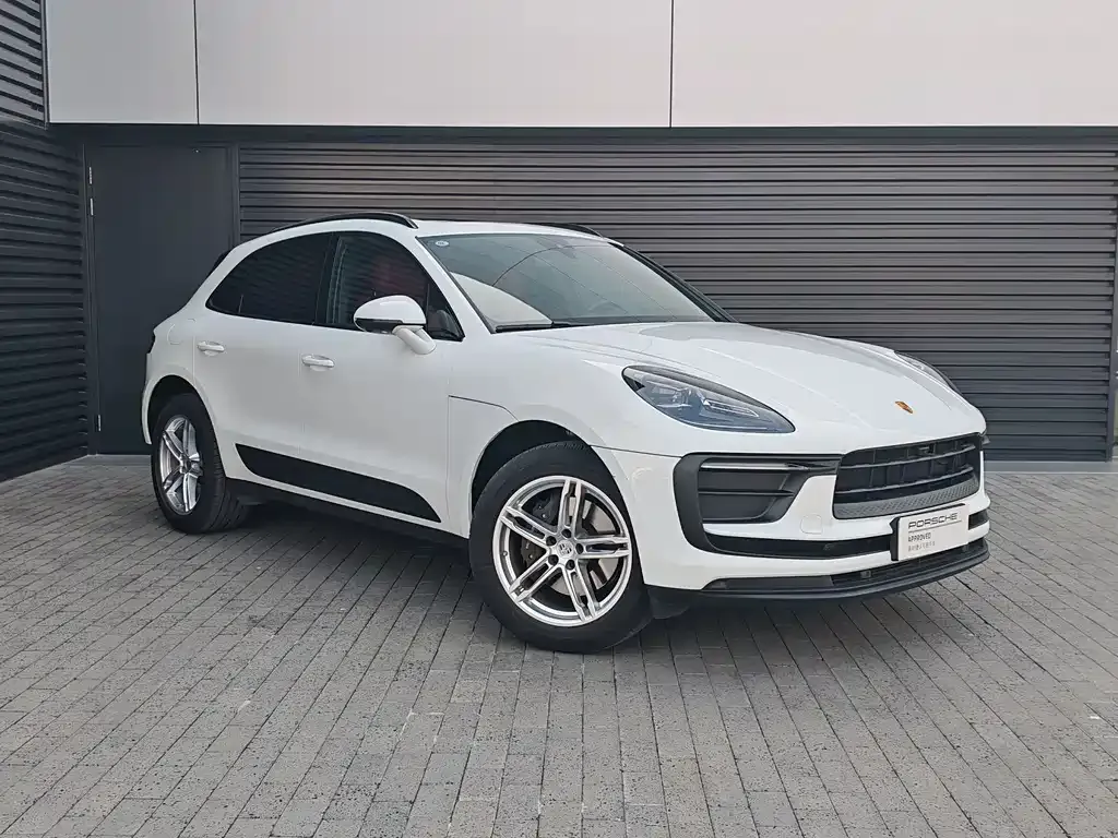 Porsche Macan — фото 1